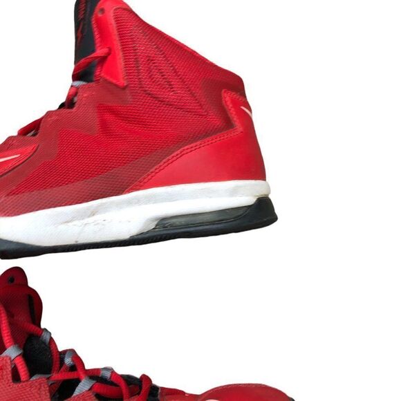 Rare 2014 Nike Air Max Stutter Step 2 GS 'University Red' Size 5.5 - Picture 8 of 16